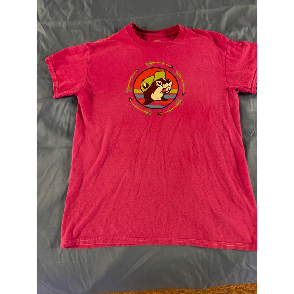 Buc-ee's Pink Graphic T-Shirt Small Easily Distracted By Dogs and Buc-ee's Jeep